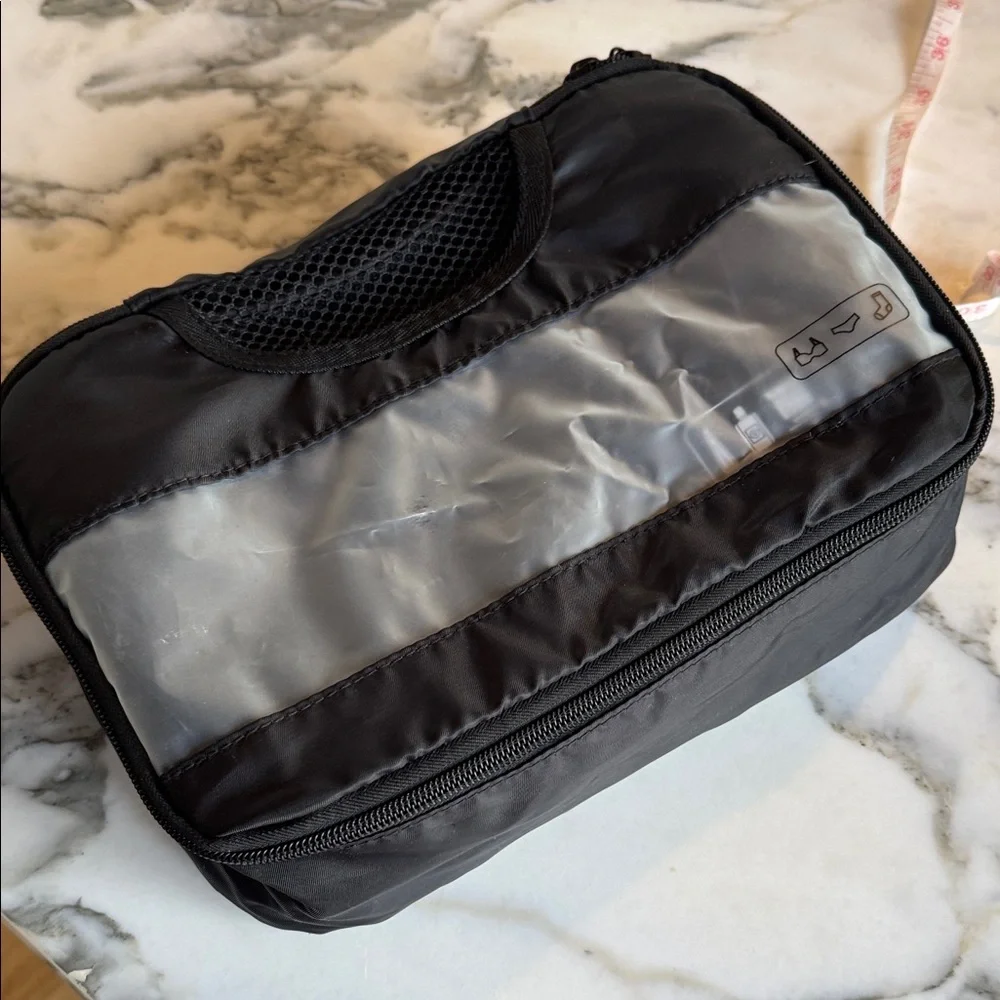 7 Piece Travel Packing Cubes Set NWOT Luggage Organizer Suitcase Travel Bags
